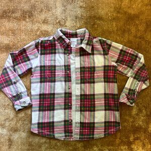 Hanna Andersson flannel holiday/Christmas colored button down boys size 6 - 7
